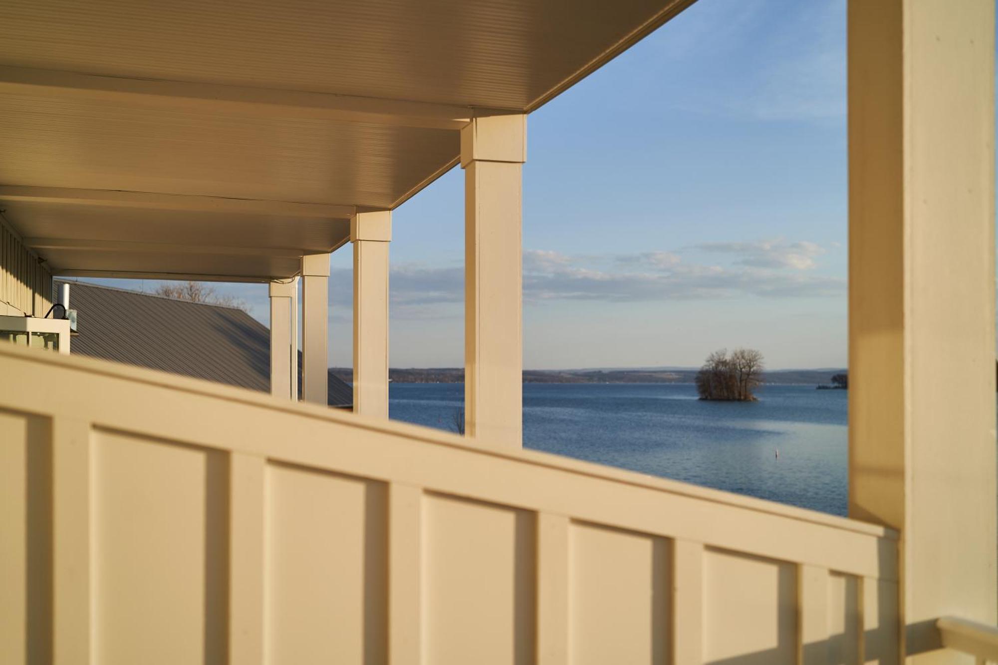 The Lake House On Canandaigua Exterior photo